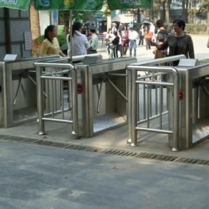 cong xoay 3 chau tudong